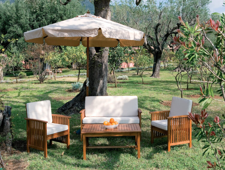 SALOTTO IN LEGNO "NEW CASTLE" 4PZ.C/CUSC