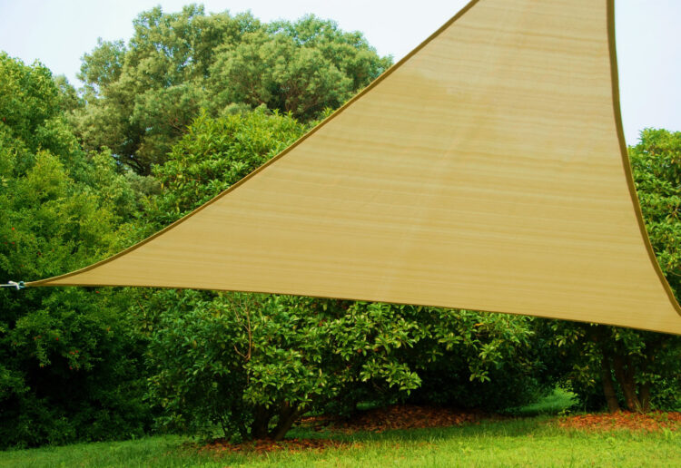 TELO OMBR. HDPE "VELA" MT.5X5X5 TRI. BEIGE