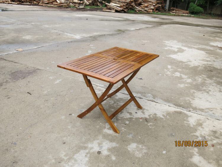 TAVOLO PIEGHEVOLE 'BOSTON' CM 120X70X74H