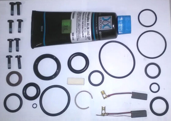 DEWALT KIT MANUTENZ.MART. DW540-545 327467-01