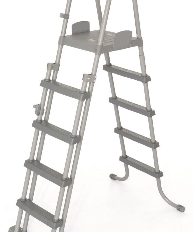 SCALA DI SICUREZZA PER PISCINE CM. 132